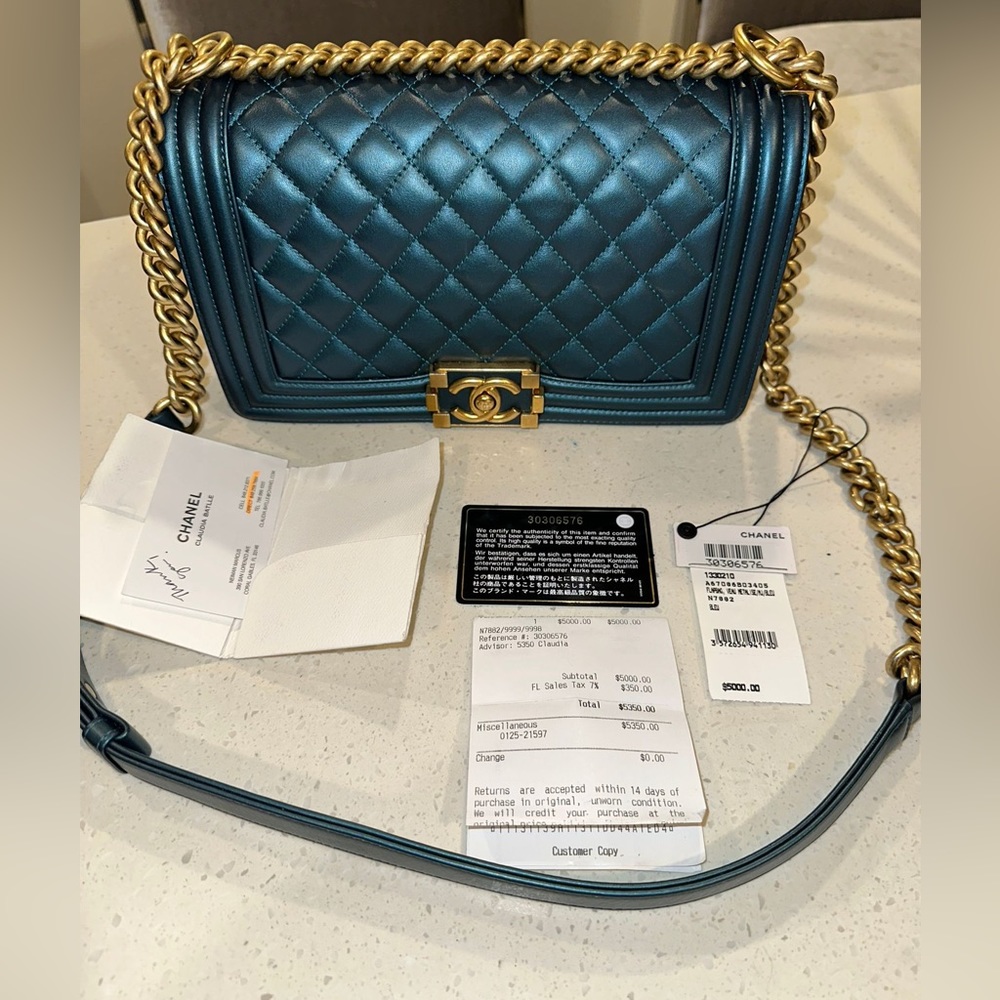 Chanel boy bag only worn a few times.